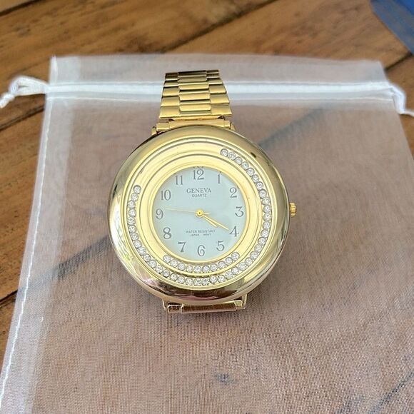 Geneva Gold Watch with Crystal Detailing - Picture 1 of 6